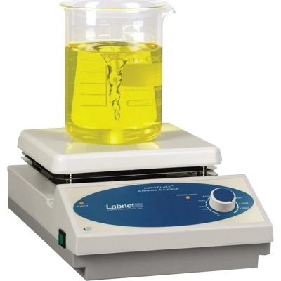 Labnet AccuPlate Magnetic Stirrer 230V Model # D0310-230V