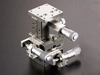 BS76-40C Manual Stainless Horizontal Plane XYZ Axis Crossed Roller 40x40mm Platform Micrometer Stage