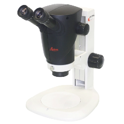 Leica S7 E Stereo Microscope on Table Stand