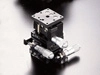 B76-40C Manual Horizontal Plane XYZ Multi Axis Crossed Roller 40x40mm Platform Micrometer Stage