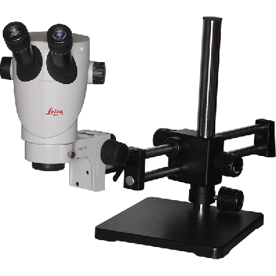 Leica S9E Stereo Microscope on Dual Arm Ball Bearing Boom Stand
