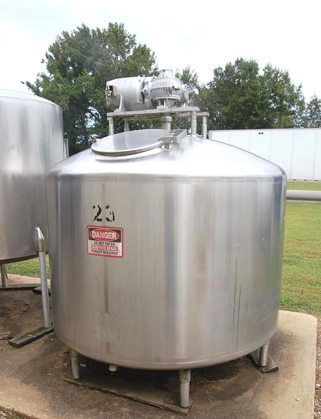 750 Gallon Stainless steel Mix Tank