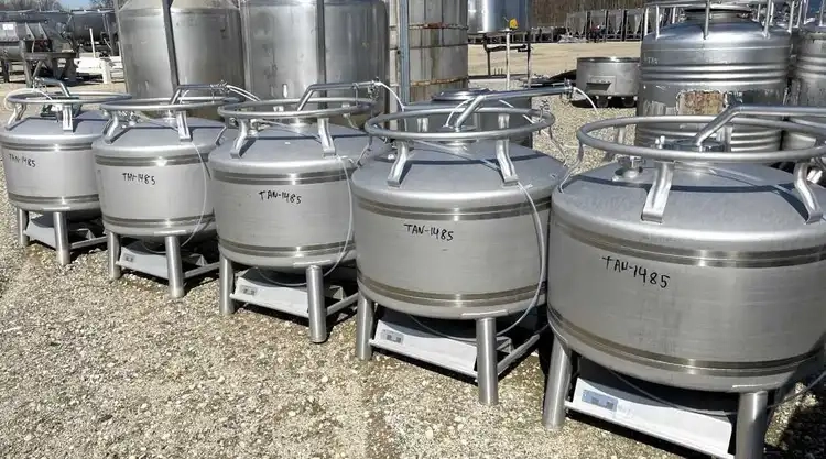 500 Liter (132 Gallon) UCON Portable Stainless Steel Pressure Totes with...