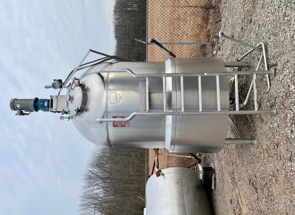 400 Gallon LEE Jacketed Vacuum Rated Mix Kettle with Scrape Agitation