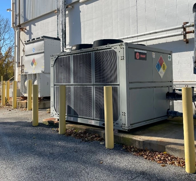 Used Trane 40 Ton Air Cooled Chiller model CGAM 040F