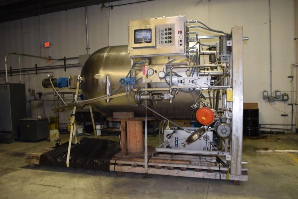 used Vacuum Kettle Distillation System.  Skid Includes 400 Gallon LEE Jacketed Vacuum Rated Mix Kettle