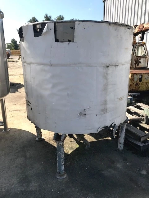 600 Gallon Hamilton Stainless Steel Tank