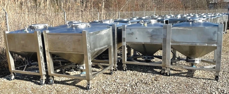 36 Cu.Ft. Stainless Steel Portable Totes/Tanks on Wheels