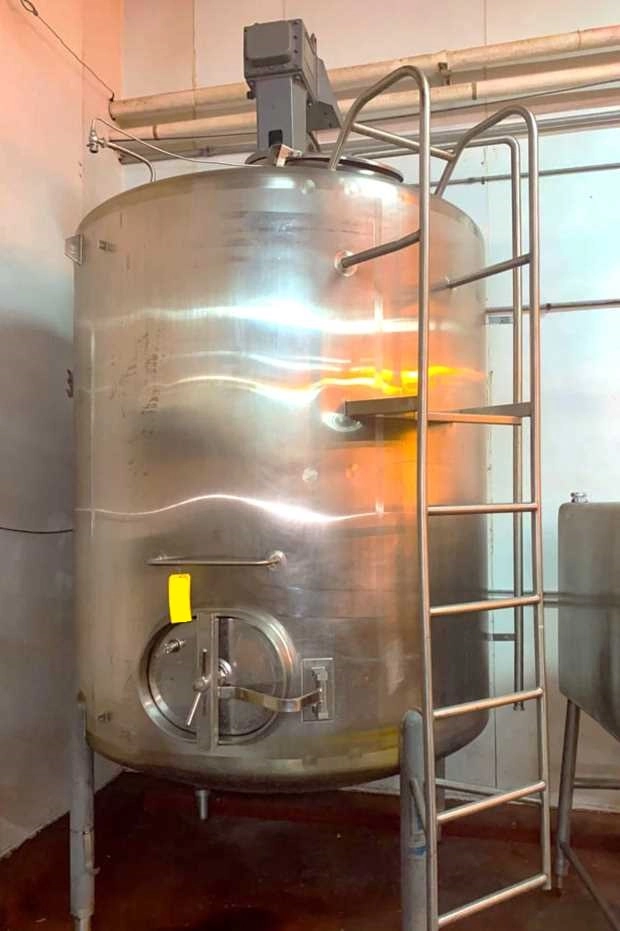 1500 Gallon Stainless Steel Sanitary Mix Tank, Cherry Burrell