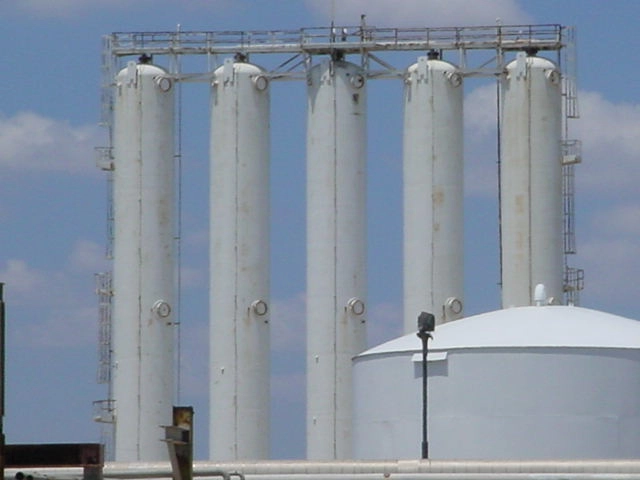 85,000 gallon, Stainless Steel clad (lined) pressure vessel