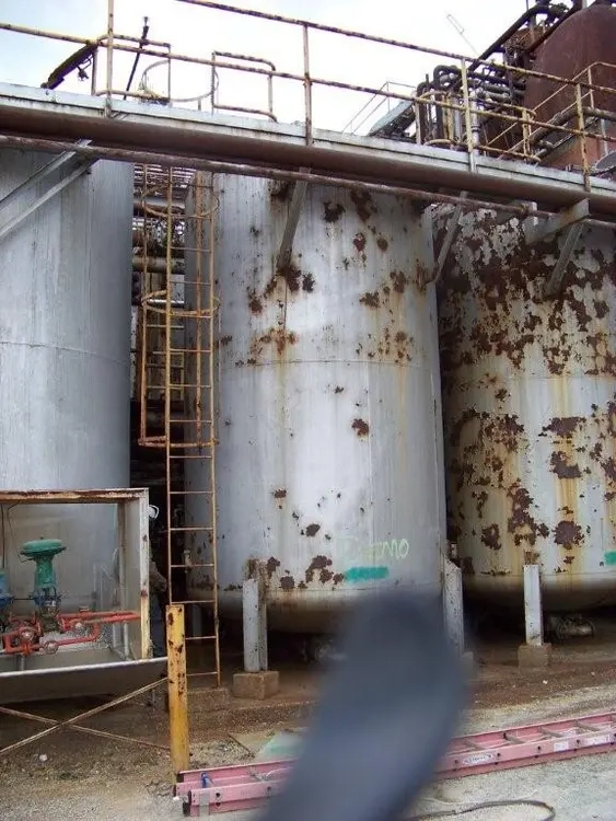 7,500 gallon, Rubber lined/Carbon Steel pressure vessel.