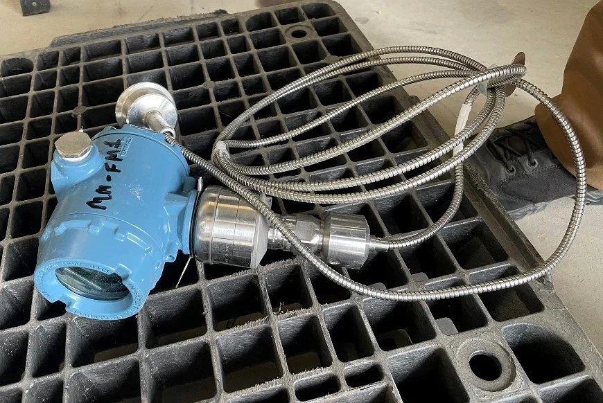 Rosemount Model 300S1 Pressure Transmitter. 300S1AAM5 | LabX.com