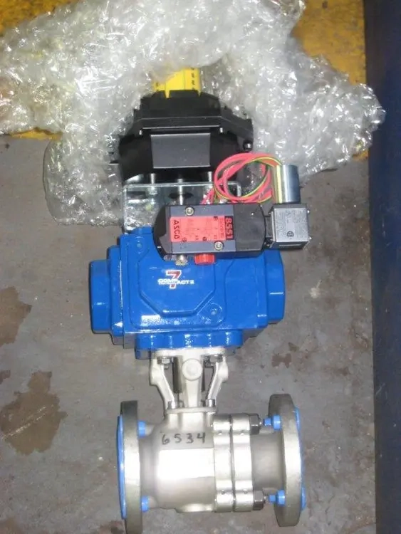 UNUSED 1-1/2" Hastelloy-C22 full port Pneumatic Ball valve