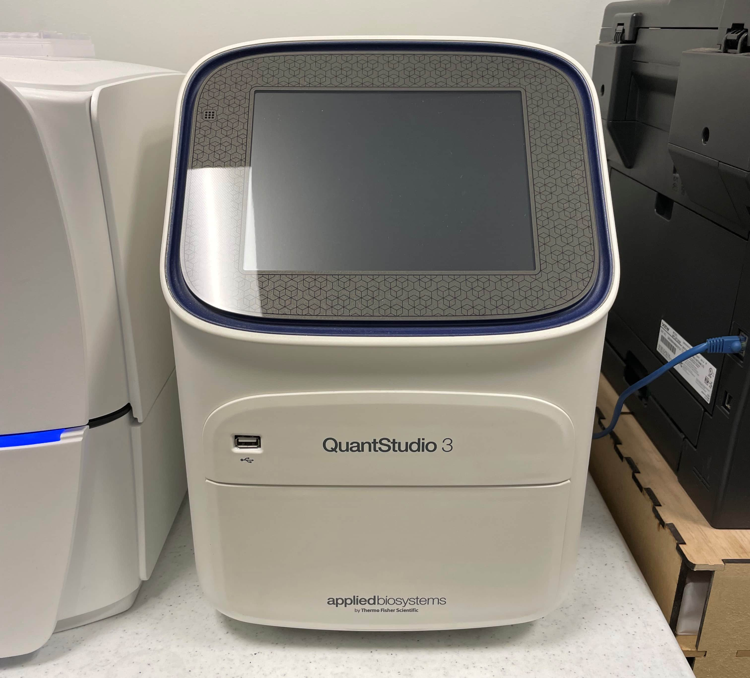 ABI QuantStudio 3 96-well 0.2mL Block Real-Time PCR with Computer and some Consumables