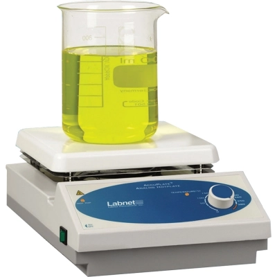 Labnet AccuPlate Analog Hot Plate 230V Model # D0300-230V