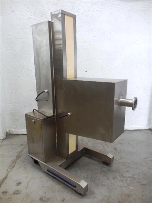 CIMA model ZLT700B stainless steel elevator.