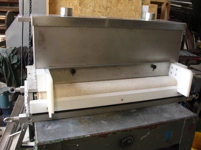 Sollich 42" Inclusion Feeder