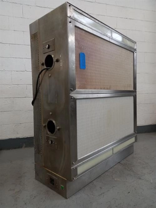 Stainless steel laminar flow hood