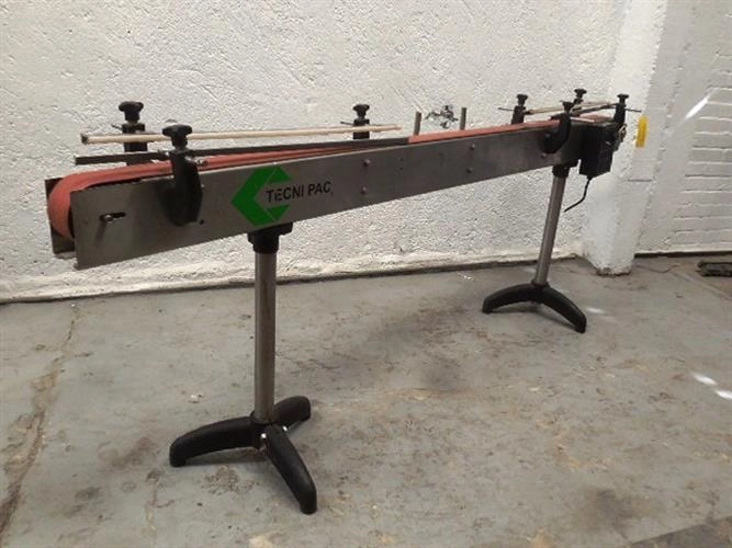 Tecnipac stainless steel plastic flat top chain conveyor