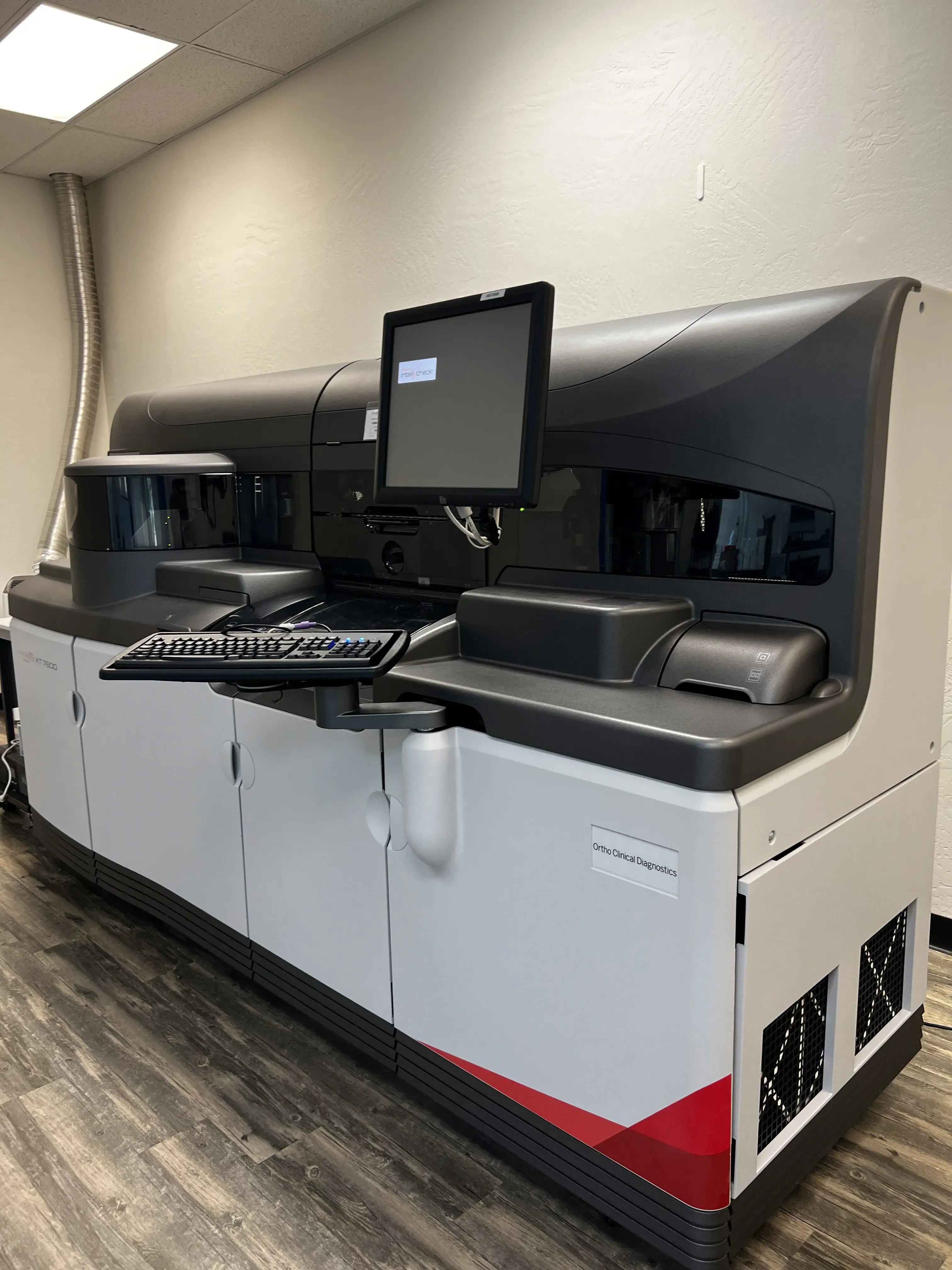 Ortho Clinical Diagnostics Vitros XT 7600 | LabX.com