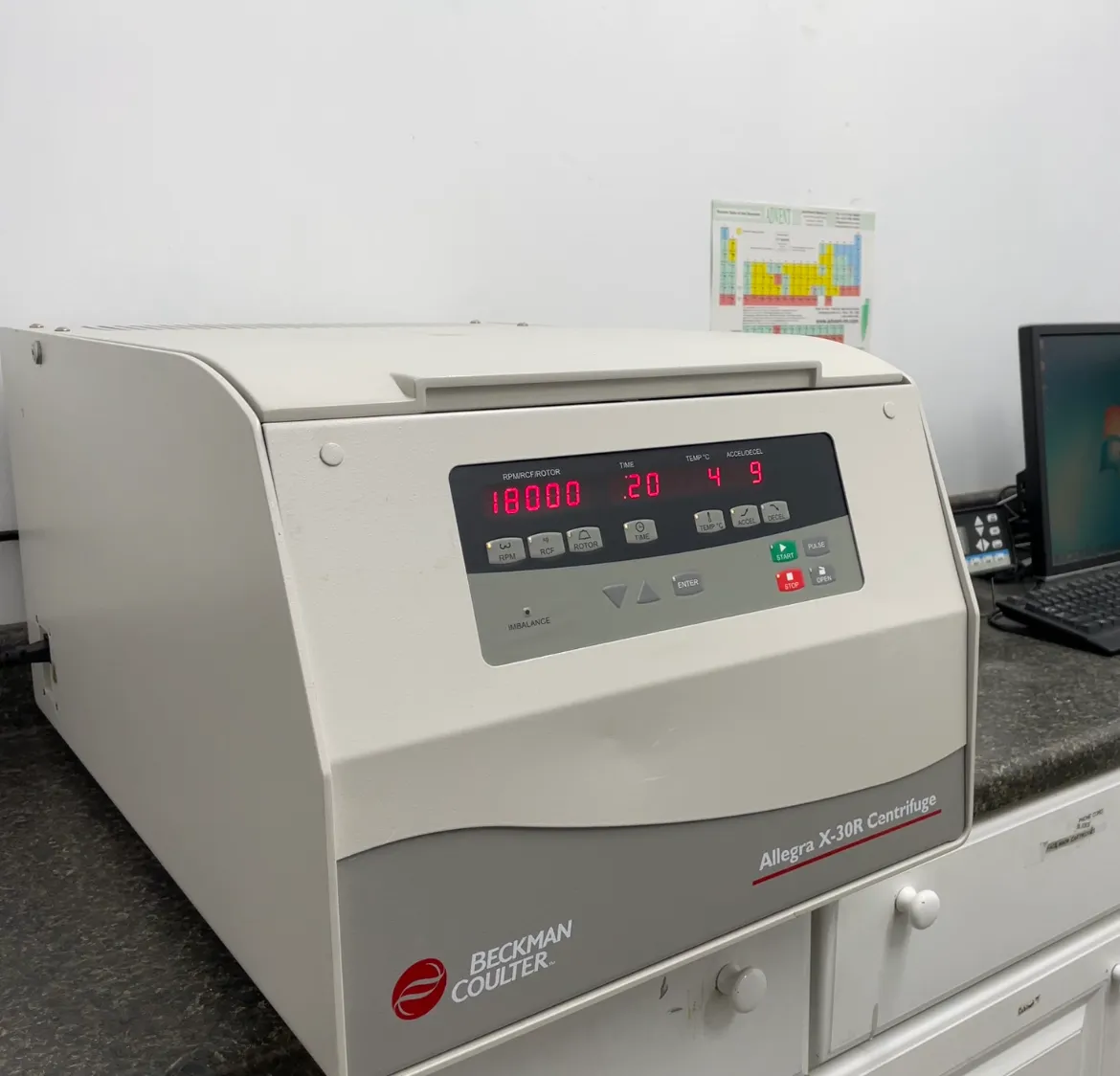  Refrigerated Centrifuge -- Beckman Coulter Allegra X-30R with Rotor  - Warranty/Video
