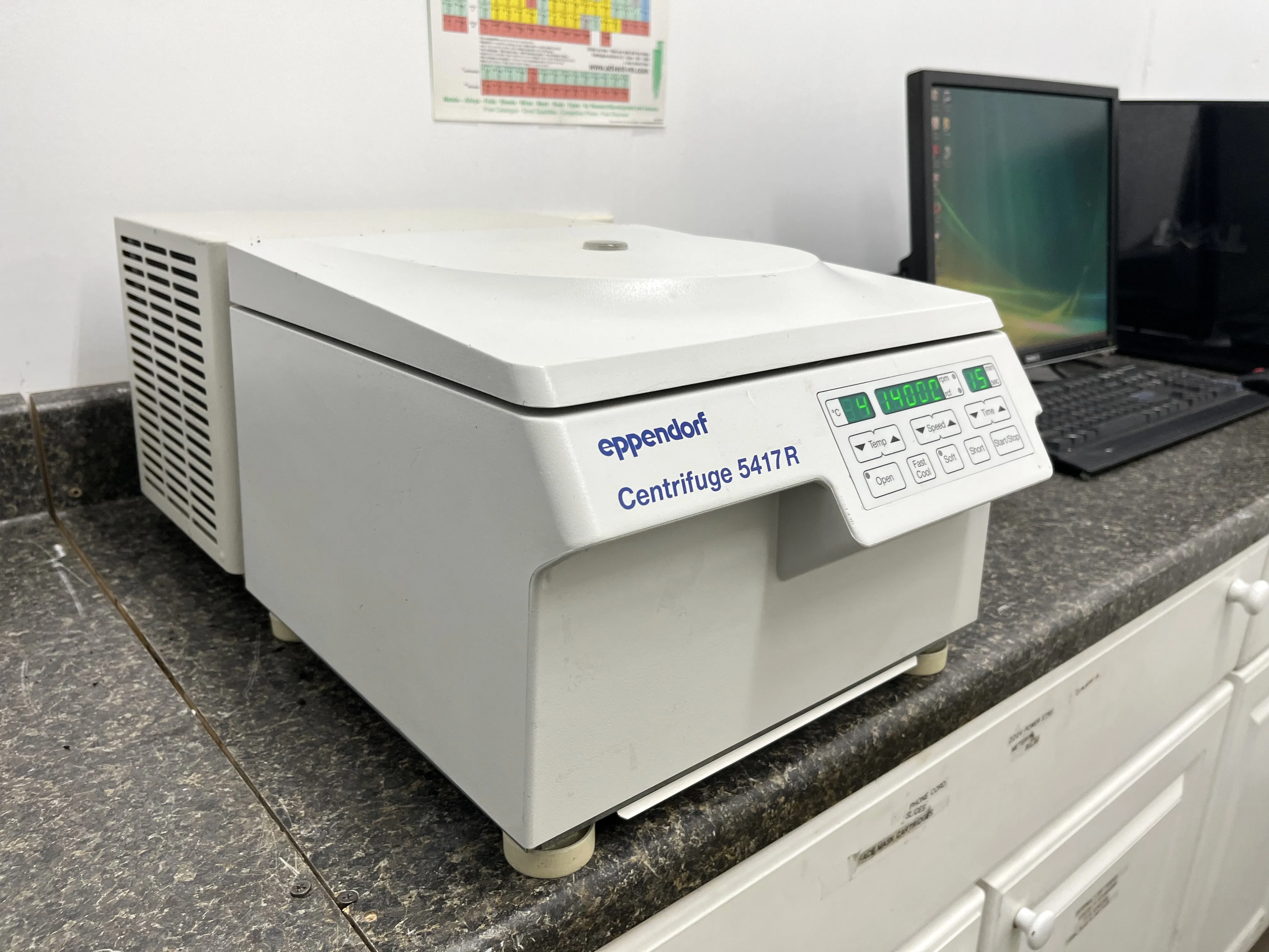 Fully Functional Eppendorf 5417R Refrigerated Centrifuge -9C - +40C - Warranty/Video 