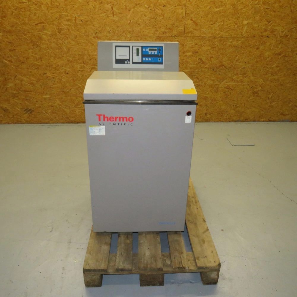 Stainless Steel Thermo Electron LED GMBH Type 135S Autoclave