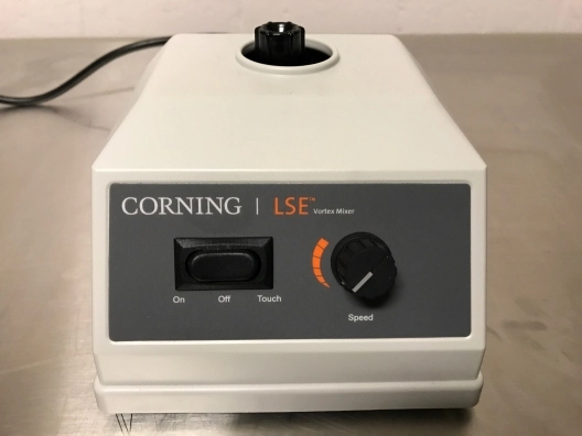 Corning LSE Vortexer