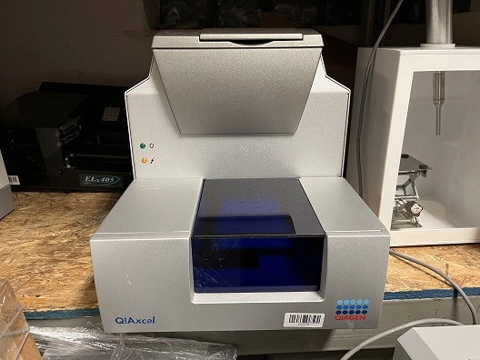 Qiagen QIAxcel Electrophoresis System 