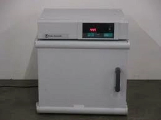 Fisher Scientific 11-690- 550D Incubator