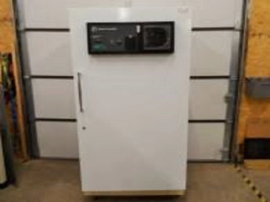 Fisher Scientific UF30K-5020 Refrigerated Incubator