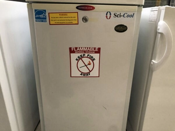 Sci-Cool FS04W1AB Undercounter Refrigerator