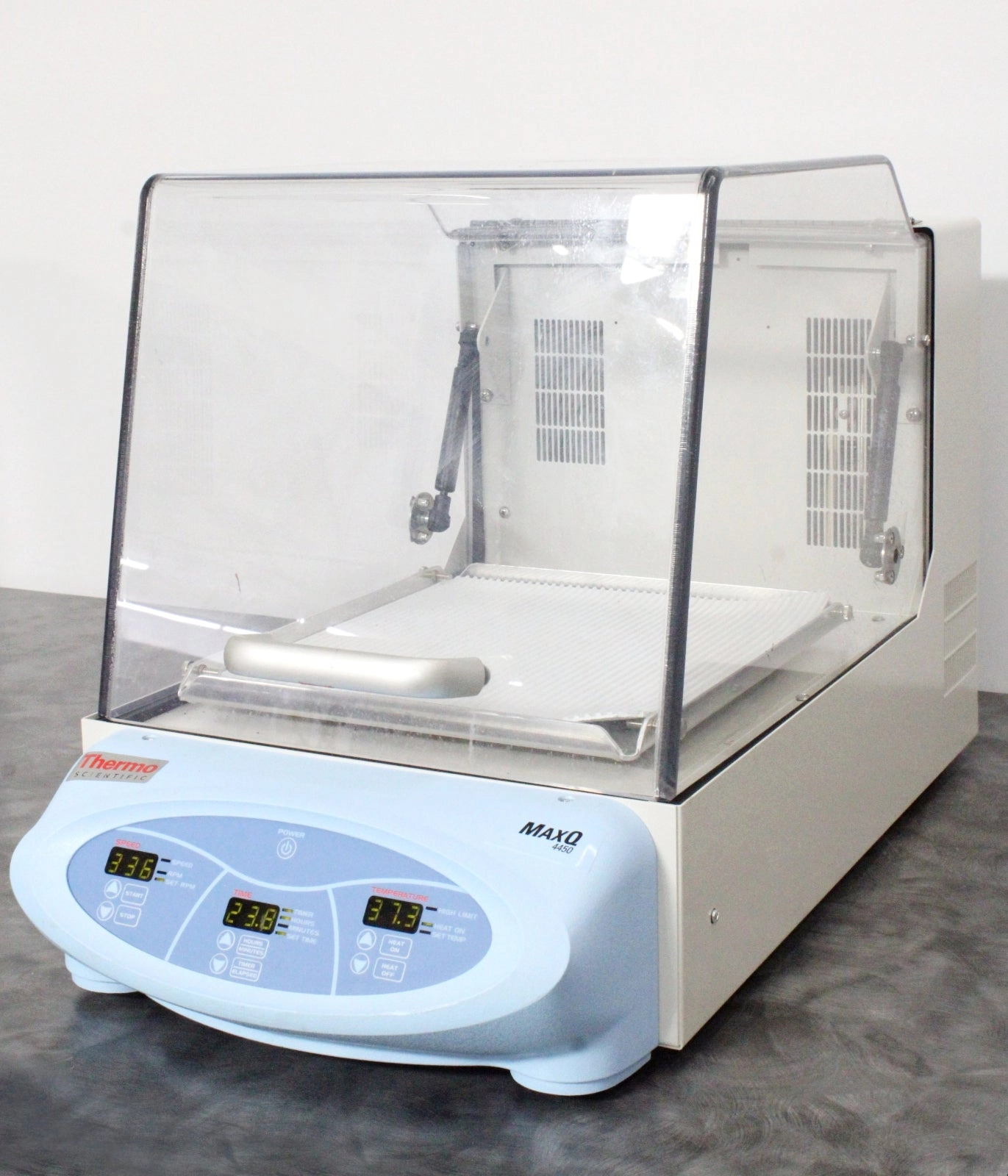 Thermo Scientific MaxQ 4450 Incubating Shaker & 120-day Warranty | LabX.com