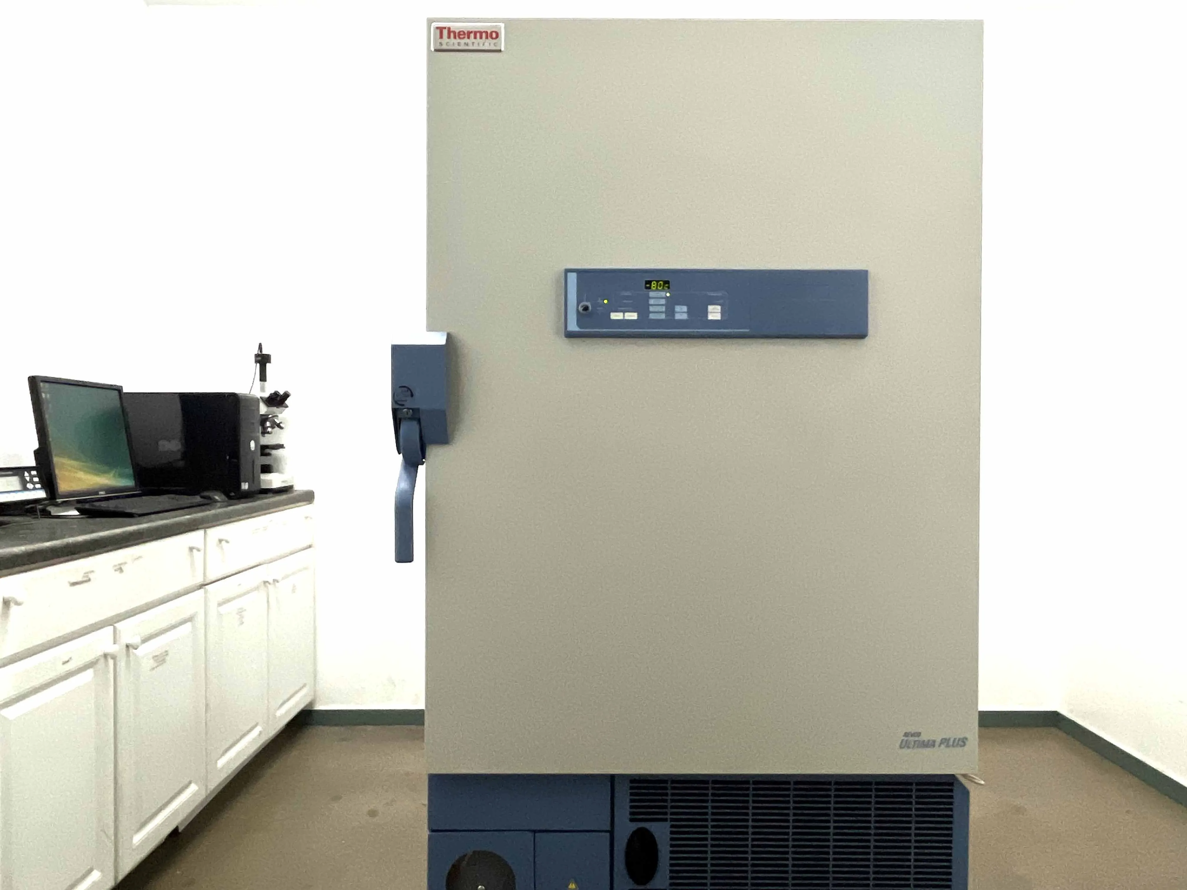Ultra Low Freezer - Thermo Fisher Scientific Ultima® Plus ULT2586 Laboratory Freezer –Working/Warranty/Video