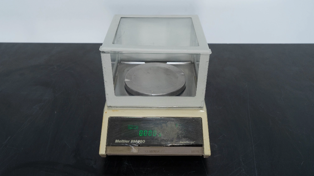 Mettler PM460 Analytical Balance