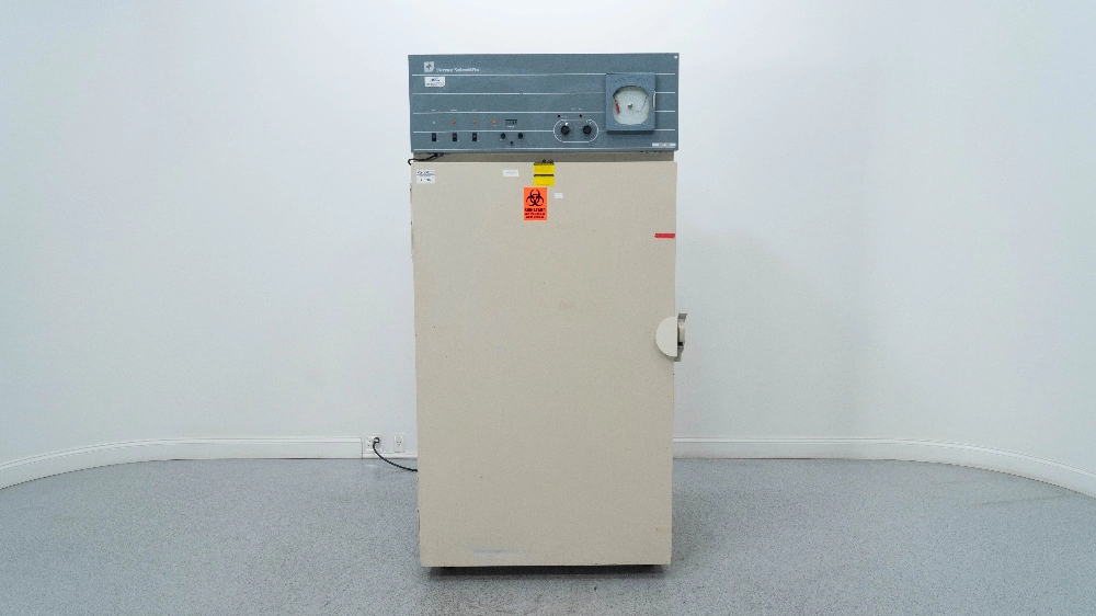 Forma Scientific 3919 Incubator