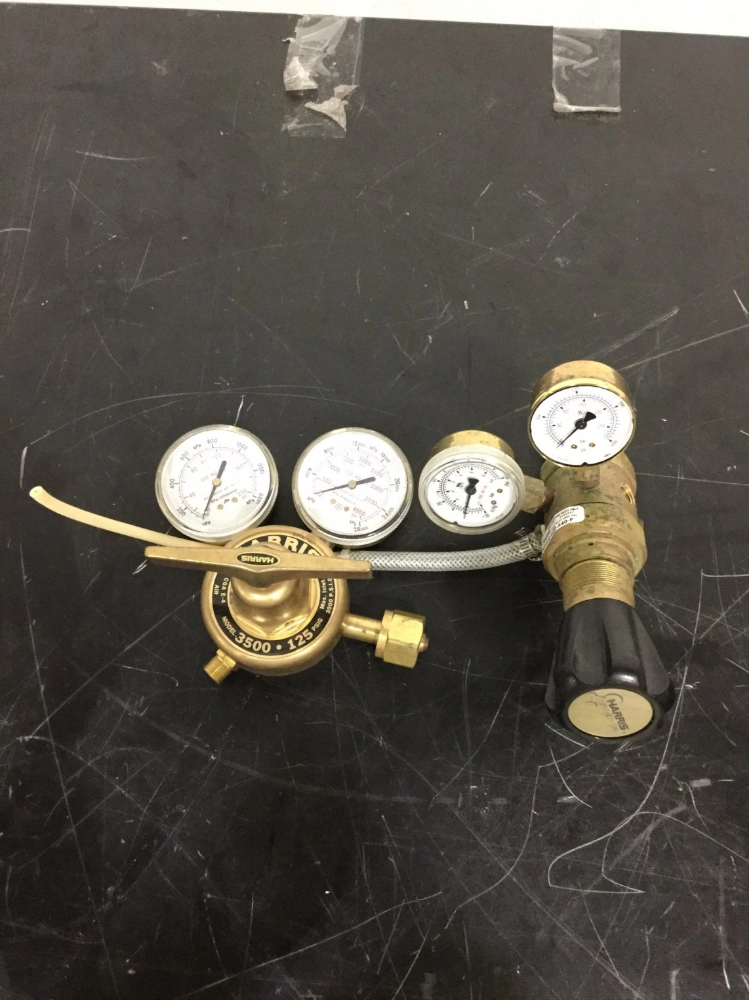 Harris Gas Pressure Regulators - Quantity 2