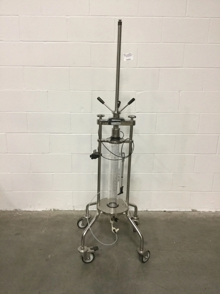 Millipore QuikScale 2 Liter Portable Chromatography Column