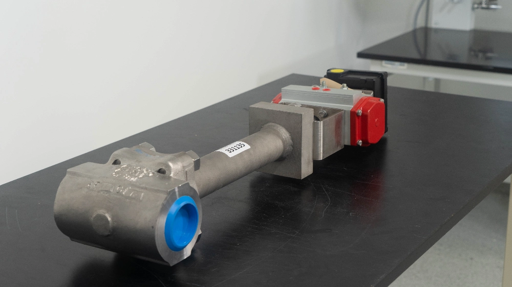 Bray Controls Rack and Pinion Pneumatic Actuator w/ Valve