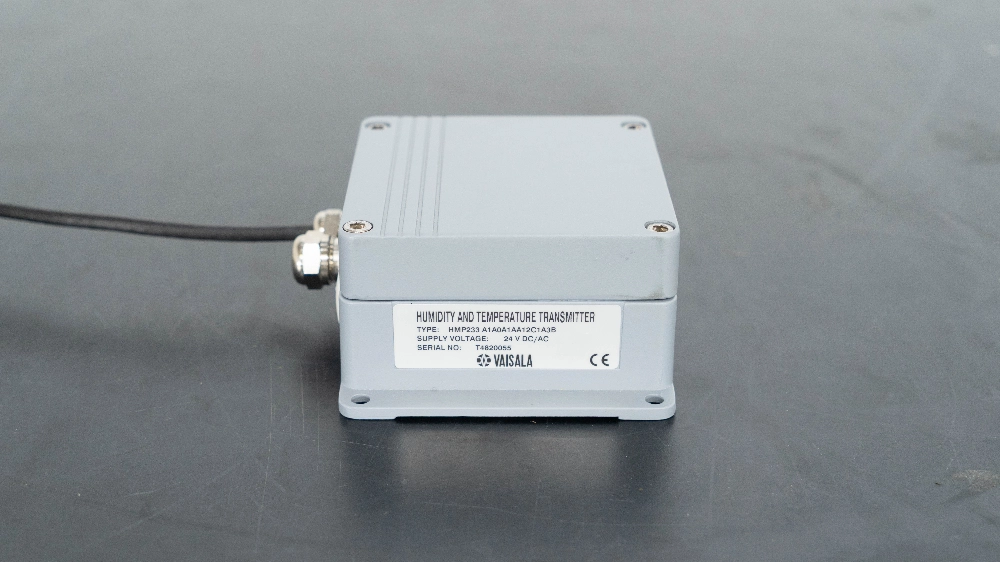 Vaisala HMP233 Humidity and Temperature Transmitter