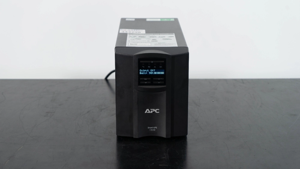 APC Smart-UPS 1500 Uninterruptable Power Supply