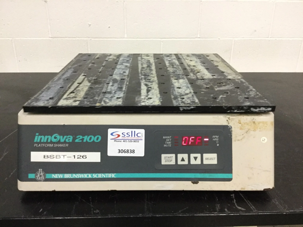 New Brunswick Scientific Innova 2100 Platform Shaker