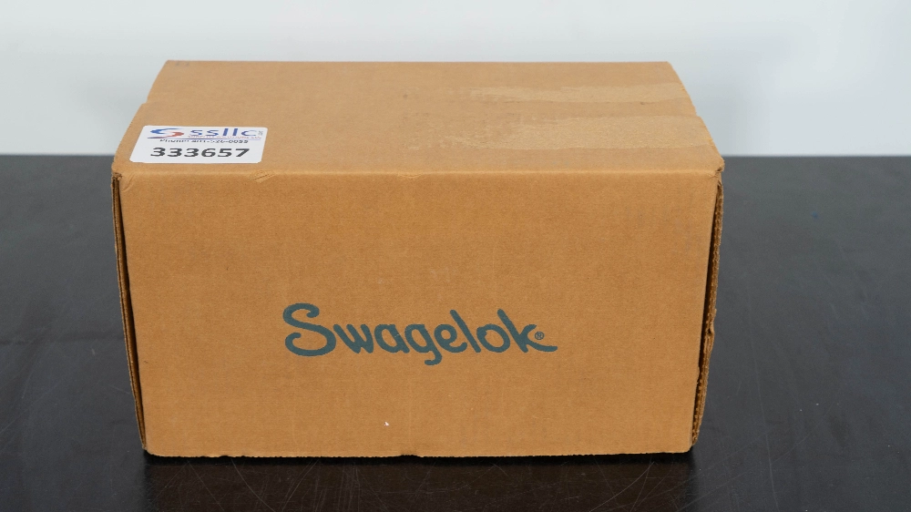 Swagelock SS-51K-63L Locking Handle Kits - Quantity 10