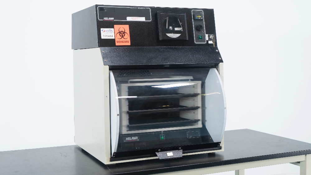Helmer PC900 Platelet Incubator w/ Flatbed Agitation System