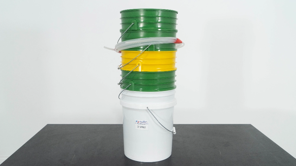 Plastic Waste Buckets - Quantity 6