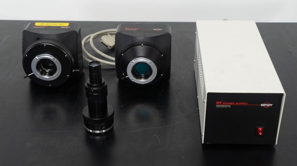 SPOT RT Color Microscope Cameras w/ Power Supply