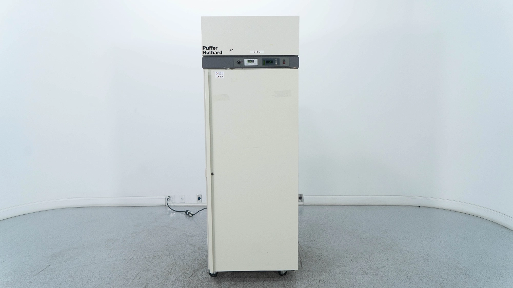 Puffer Hubbard LR423A20 Refrigerator