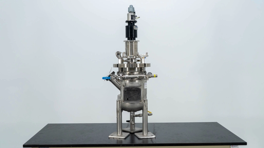 Northland Stainless 10L MDI Jacketed Reactor Vessel With Lightnin Agitation