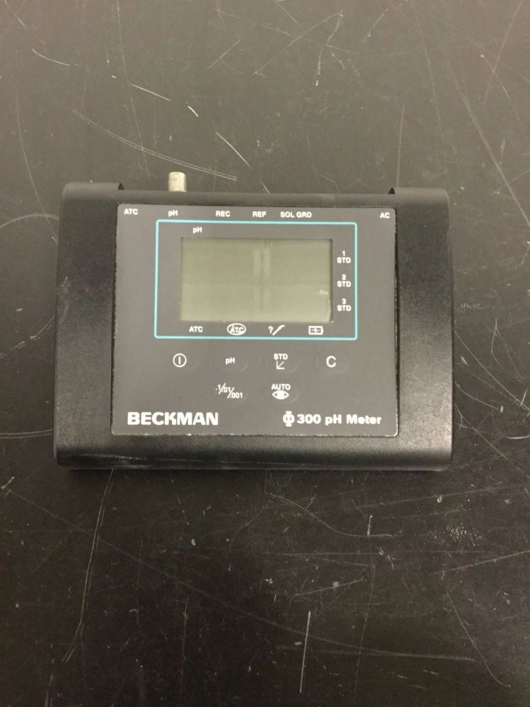 Beckman 300 pH Meter