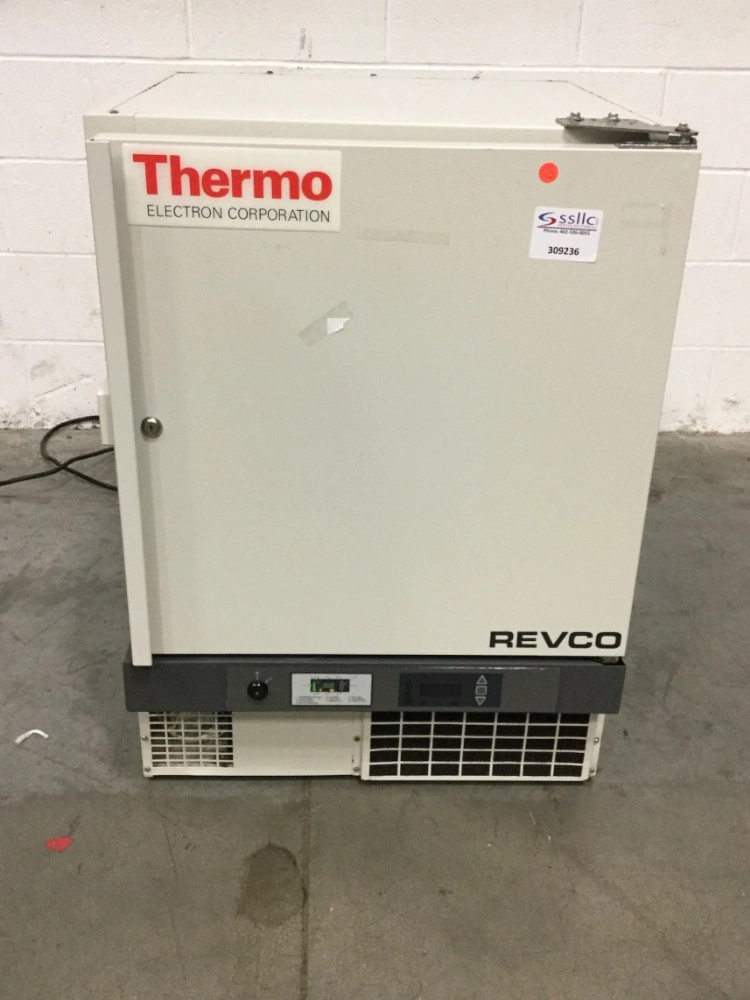 Thermo Revco Model REL404A19 Under Counter Refrigerator